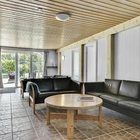 Four-bedroom With A Fireplace 01 *
