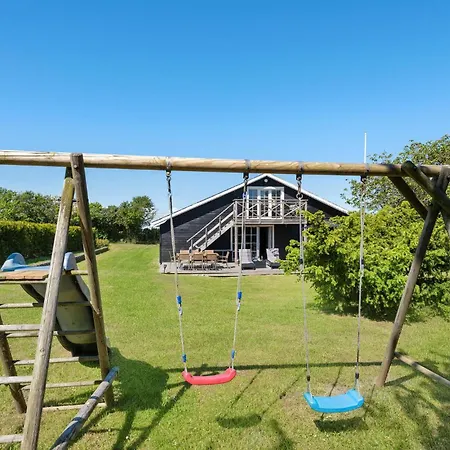 Awesome In With Kitchen Holiday home *