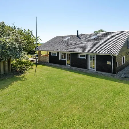 Awesome In With Kitchen Holiday home