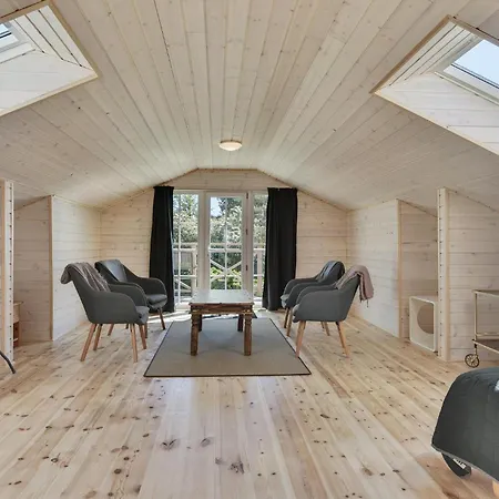 Casa vacanze Four-bedroom With A Fireplace 01